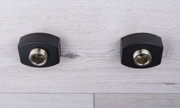 Черные накладные розетки для настенных смесителей, 1 шт. Одинарная черная розетка.