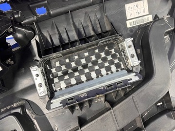 AUDI A6 C7 DESKA HEAD UP PÁSY PŘEDNÍ ULOŽENÍ ORIGINÁLNÍ SOUL