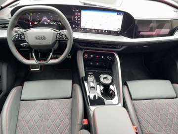 Audi 2025 AUDI Q5 TDI quattro S line Sportback Suv 2.0 (204KM) 2025, zdjęcie 4