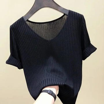 2023 New Summer V-neck Knitted Sweater Women's Sho