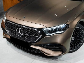 Mercedes Klasa E W214 Sedan 2.0 220d 197KM 2025 E Klasa 220 d 4-Matic AMG 2.0 (197KM) 2025, zdjęcie 1