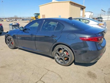 Alfa Romeo Giulia II Sedan Facelifting 2.0 Turbo 280KM 2022 Alfa Romeo Giulia 2022 Alfa Romeo Giulia Super 2.0 Benzyna 280KM, zdjęcie 3