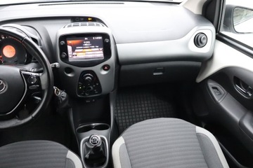 Toyota Aygo II Hatchback 3d Facelifting 1.0 VVT-i 72KM 2019 Toyota Aygo 1.0 VVT-i, Salon Polska, zdjęcie 7