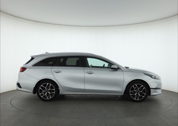 Kia Ceed III Kombi Facelifting 1.5 T-GDI 160KM 2022 Kia Ceed 1.5 T-GDI, Salon Polska, Serwis ASO, zdjęcie 5