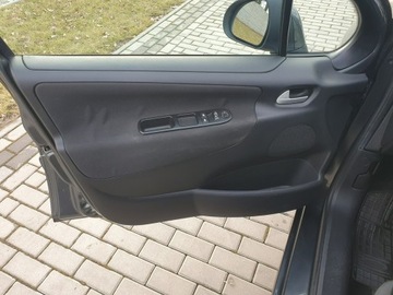 Peugeot 207 2012 Peugeot 207 1.4hdi Wersja URBAN Klimatronic, zdjęcie 13