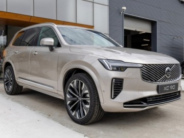 Volvo XC90 II 2026 VOLVO XC90 B5 B AWD Ultra Bright 7os Suv 2.0 (250KM) 2026, zdjęcie 2