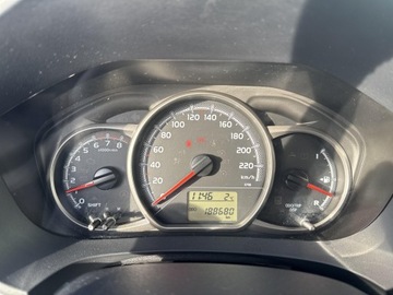 Toyota Yaris III Hatchback 5d Facelifting 1.33 Dual VVT-i 99KM 2016 Toyota Yaris 1.33 Premium MS EU6 III (2011-2019) 1, zdjęcie 14