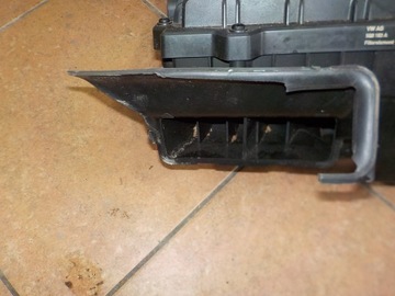 POUZDRO FILTRU VZDUCHU AUDI A3 8V 5Q0129601CC 5Q0129607BG