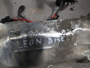 ШЕСТЕРНЯ ТРАНСМИССИИ LEON 1K1423051CL VW SEAT GOLF V