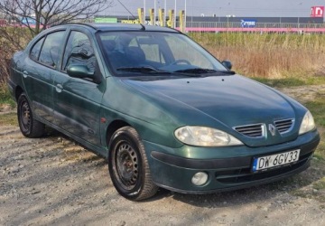 Renault Megane I Hatchback 1.6 i 16V 107KM 2002 Renault Megane Renault Megane 1.6 1.6 BenzynaLPG 107KM, zdjęcie 1