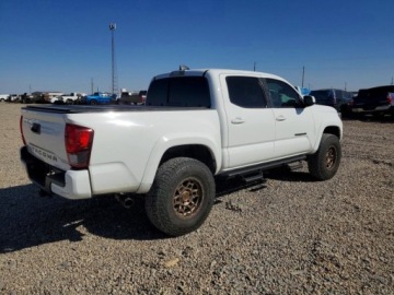 Toyota Tacoma II 2023 Toyota Tacoma SR5 2023 3.5 Benzyna 278KM, zdjęcie 3