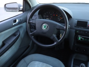 Skoda Fabia I Sedan 1.4 16V 75KM 2002 Skoda Fabia 1.4 16V, GAZ, Klima, zdjęcie 6