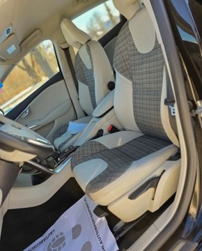 Volvo V40 II Hatchback Facelifting 1.5 T3 152KM 2017 Volvo V40 T3 AUTOMAT 1-Wl Salon Polska 2xOpony 1.5 Benzyna 152KM, zdjęcie 9