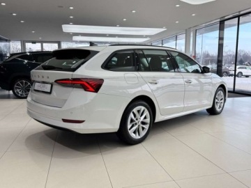 Skoda Octavia IV Kombi 2.0 TDI 150KM 2021 Skoda Octavia Ambition Kamera cofania CarPlayAndroid Auto LED Salon Po, zdjęcie 3
