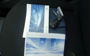 Peugeot 208 I Hatchback 5d Facelifting 1.2 PureTech 82KM 2018 Peugeot 208 1.2 83KM LIFT Niski przebieg Bez korozji Klima Android Auto Mi, zdjęcie 28