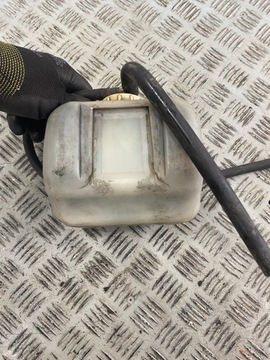 MITSUBISHI PAJERO II NÁDOBKA VYROVNÁVACÍ 91-99R