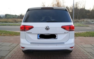 Volkswagen Touran III 2.0 TDI 150KM 2017 Volkswagen Touran 2.0 TDI BMT Highline DSG, zdjęcie 1