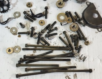 Болты двигателя Kymco X-Town 125 2016+