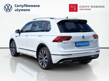 Volkswagen Tiguan II SUV 2.0 TSI 230KM 2018 Volkswagen Tiguan Highline Naped 4x4 automat 2.0 Benzyna 230KM, zdjęcie 4