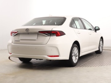 Toyota Corolla XII Sedan 1.5 VVT-i 125KM 2022 Toyota Corolla 1.5 VVT-i, Salon Polska, zdjęcie 4