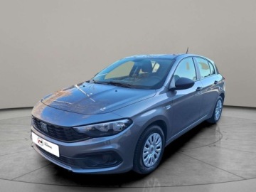 Fiat Tipo II Hatchback Facelifting 1.4 Fire 95KM 2021 Fiat Tipo Fiat Tipo 1.4 FIRE hatchback 1.4 Benzyna 95KM