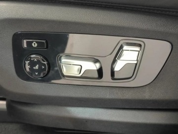 BMW X5 G05 SUV Facelifting 3.0 30d 298KM 2026 BMW X5 xDrive30d Sport Suv 3.0 (298KM) 2026, zdjęcie 6