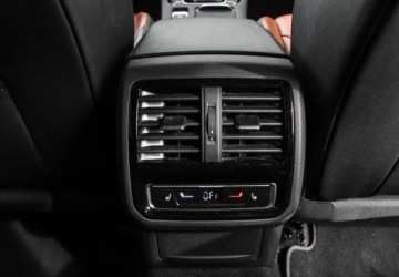 Volkswagen Arteon Fastback Facelifting 2.0 TSI 190KM 2022 Volkswagen Arteon 2.0 TSI 190KM Elegance DSG Side Assist Tapicerka Nappa, zdjęcie 14