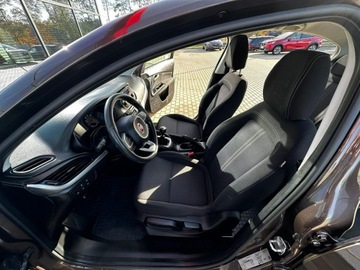 Fiat Tipo II Hatchback 1.4 95KM 2018 Fiat Tipo SalonPL! Czujniki Klimatyzacja Bluetooth, zdjęcie 9
