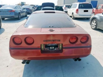 Chevrolet Corvette C4 1988 Chevrolet Corvette 1988 5.7L 5.7 Benzyna 245KM, zdjęcie 2