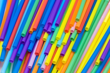 RURKI SŁOMKI 8mm PLASTIKOWE PROSTE (500) RED PLAST