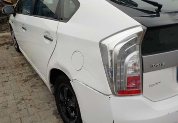 Toyota Prius III 2013 Toyota Prius Plug-In Okazja 1.8 Hybryda Plug-in 100KM, zdjęcie 8