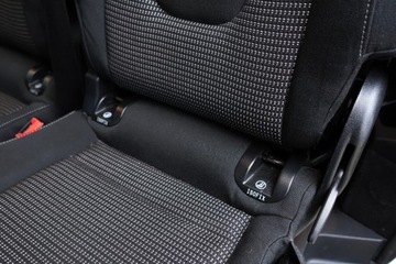 Mercedes Klasa V W447 Długi Facelifting 2.0 250d 190KM 2023 Mercedes-Benz Klasa V Bezwypadek SalonPL Tempomat Kamera 8os fotele p, zdjęcie 21