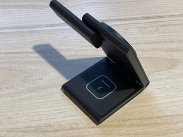 Беспроводное зарядное устройство 3in1 MagSafe Charger для iPhone, Apple Watch, AirPods