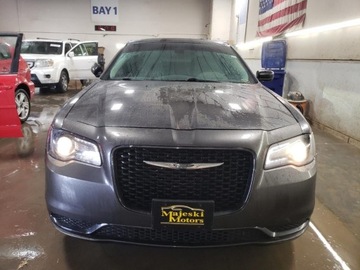 Chrysler 300C II 2019 Chrysler 300 Touring 2019 3.6l 3.6 Benzyna 292KM, zdjęcie 5