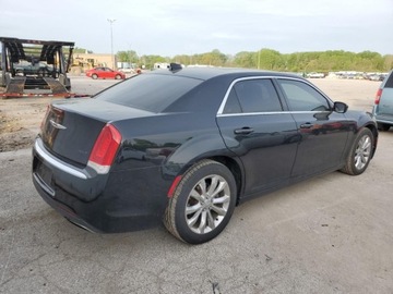 Chrysler 300C II 2017 Chrysler 300 Limited 2017 3.6l 3.6 Benzyna 292KM, zdjęcie 3