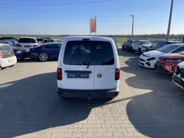 Volkswagen Caddy IV Kombi Maxi 2.0 TDI SCR BlueMotion Technology 150KM 2019 Volkswagen Caddy HAK DSG 4Motion Klimatronik, zdjęcie 4