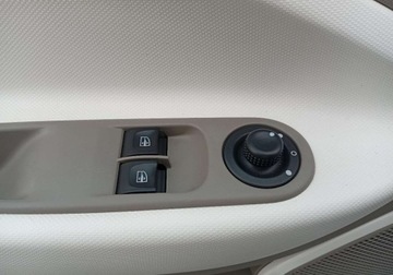 Renault ZOE I Q210 88KM 2015 Renault Zoe Zarejestrowany w Polsce - bateria na wlasnosc - polecam 88KM, zdjęcie 21