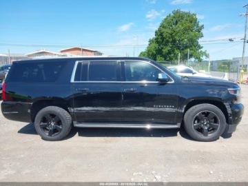 Chevrolet Suburban GMT900 2017 Chevrolet Suburban Premier 2017 5.3 Benzyna 355KM, zdjęcie 5