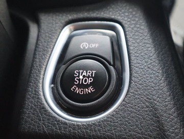 BMW Seria 3 F30-F31-F34 Touring Facelifting 1.5 318i 136KM 2017 BMW 3 318 i, Salon Polska, Automat, Navi, Klima, zdjęcie 15