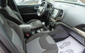 Jeep Cherokee V Terenowy 2.0 MJD 140KM 2014 Jeep Cherokee 2.0Multijet 140KM 4x4 4WD Zero korozji Navi LED Klimatronik, zdjęcie 10
