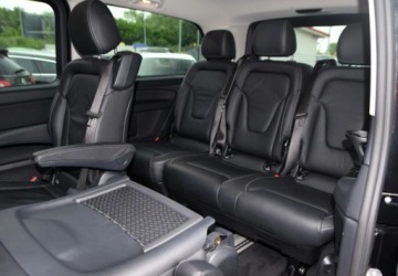 Mercedes Klasa V W447 Długi Facelifting 2.0 220d 163KM 2021 Mercedes-Benz Klasa V 7 osobowy _ 2.0 diesel 163 KM 2.0 Diesel 163KM, zdjęcie 9