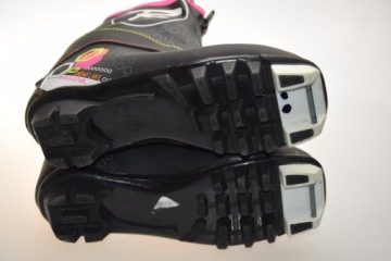 Лыжные ботинки Rossignol Snowflake NNN