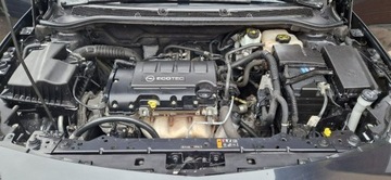 Opel Astra J GTC 1.4 100KM 2014 Opel Astra Super Stan Bezwypadkowy, zdjęcie 39