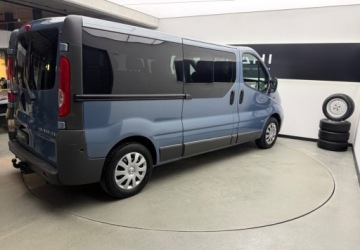 Opel Vivaro A Combi L1 2.0 CDTI 115KM 2012 Opel Vivaro Long 9 Miejsc Navi Klima Hak Zamiana Raty Gwarancja 2.0 Diesel, zdjęcie 10