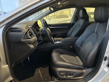 Toyota Camry IX Sedan 2.5 Hybrid Dynamic Force 218KM 2021 Toyota Camry 2.5 Hybrid Prestige CVT 2.5 Hybrid Pr, zdjęcie 12