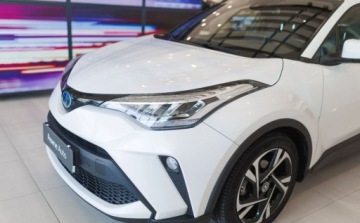 Toyota C-HR I Crossover Facelifting 1.8 Hybrid 122KM 2023 Toyota C-HR 1.8 Hybrid Style 1.8 Hybryda 122KM, zdjęcie 7