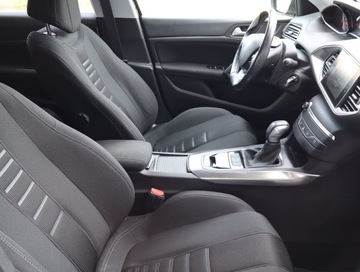 Peugeot 308 II SW 1.2 PureTech 130KM 2014 Peugeot 308 1.2 PureTech, Automat, Navi, Klima, zdjęcie 8