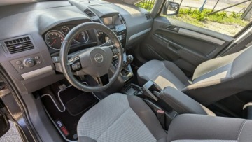 Opel Zafira B 1.6 Twinport ecoFLEX 115KM 2011 Opel Zafira 1.6i 116PS ZAREJESTORWANY Bezwypadkowy, zdjęcie 13