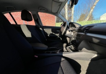 BMW Seria 1 E81/E87 Hatchback 5d E87 1.6 116i 122KM 2009 BMW Seria 1 Klima Alu Super stan Gwarancja w cenie Warszawa VFJA 1.6 122KM, zdjęcie 10