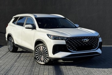 Chery Tiggo 8 SUV 1.6 T-GDI 147KM 2025 CHERY TIGGO 8 Comfort 1.6 T-GDI DCT Suv 147KM 2025, zdjęcie 1